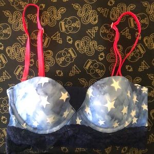 Red, White & Blue Victoria Secret Bra💙❤️